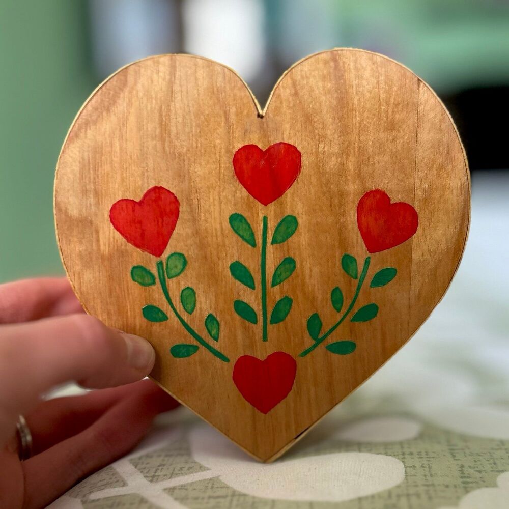 ❌SOLD Heart Shaped Wooden Heart Floral Box - Picture 6 of 8